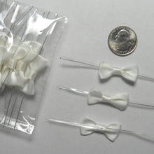 Load image into Gallery viewer, 25pcs 1 1/4" (3cm) Pre-Tied Ribbon Bows for cello bags-  Gold,  Silver, Red, Black, White and Pink