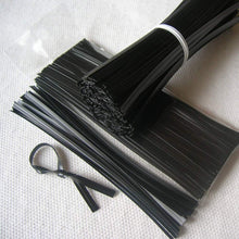 Load image into Gallery viewer, 200pcs Plastic twist ties 5" x 5/32" - Clear Flat