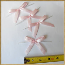 Load image into Gallery viewer, 25 Pearl Pink Satin Pre-Tied Ribbon Bow for cello bag in wedding and Party